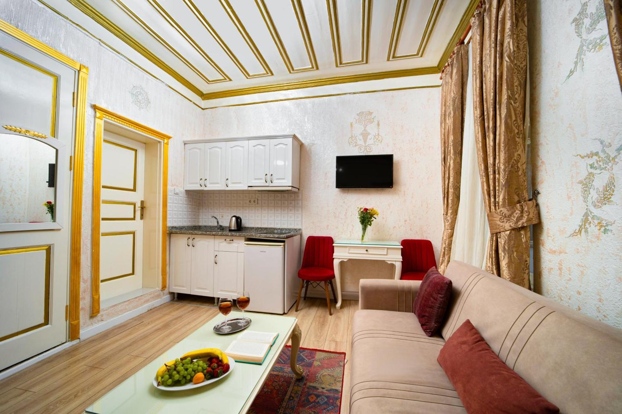 Aparthotel Alhambra